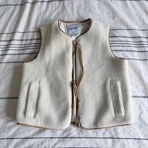 Old Navy Tie Front Sherpa vest